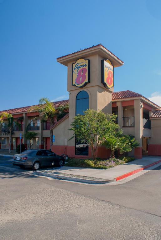 印第奥速8套房酒店 印地欧 外观 照片